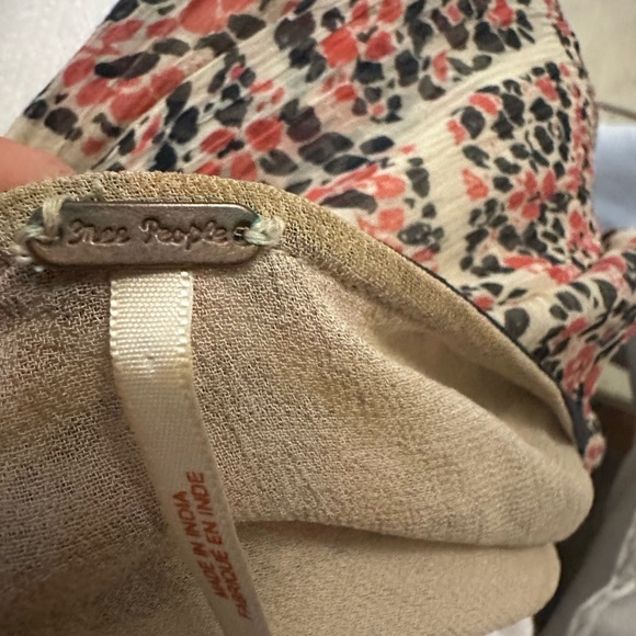 Free People, Floral Tops, Size Large - Picture 7 of 7